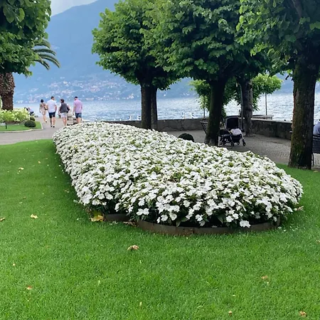 ベッド・アンド・ブレックファスト Scala