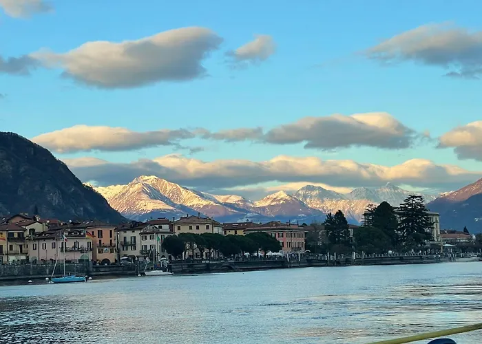 לינה וארוחת בוקר Scala